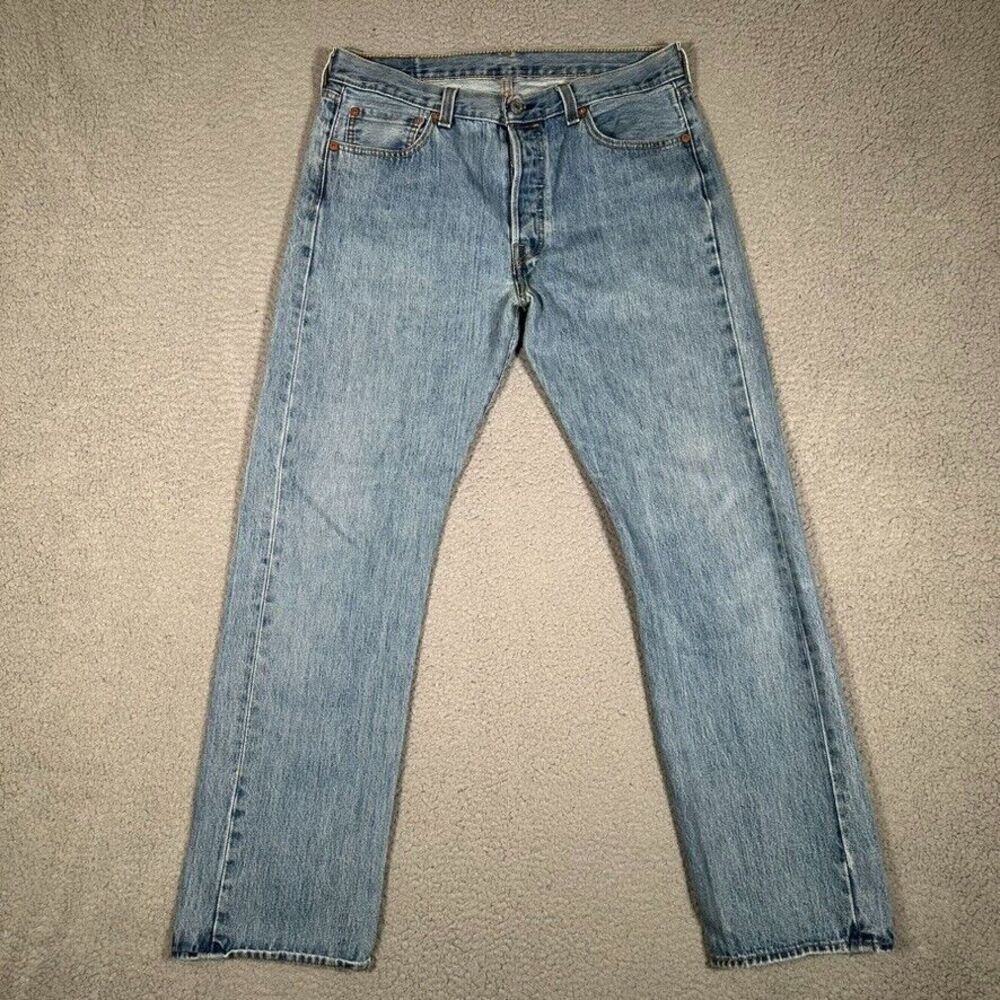 Levis Jeans Mens 33x31 Blue 501 Straight Fit Button Fly Denim Casual Preppy Logo